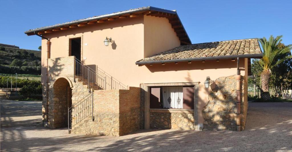 Tenuta Bellaprima Caltagirone Niscemi Экстерьер фото
